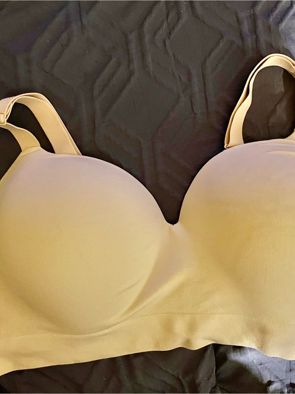 Strapless Smooth Molded Bra in Nude/Beige Wireless bra with a extender